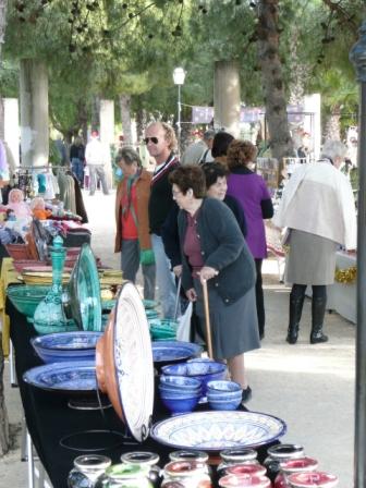 Robbert en christmas-market-in-els-poblet