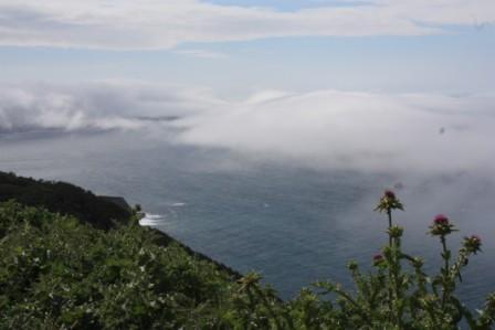 de kust bij San Francisco..laaghangende bewolking...